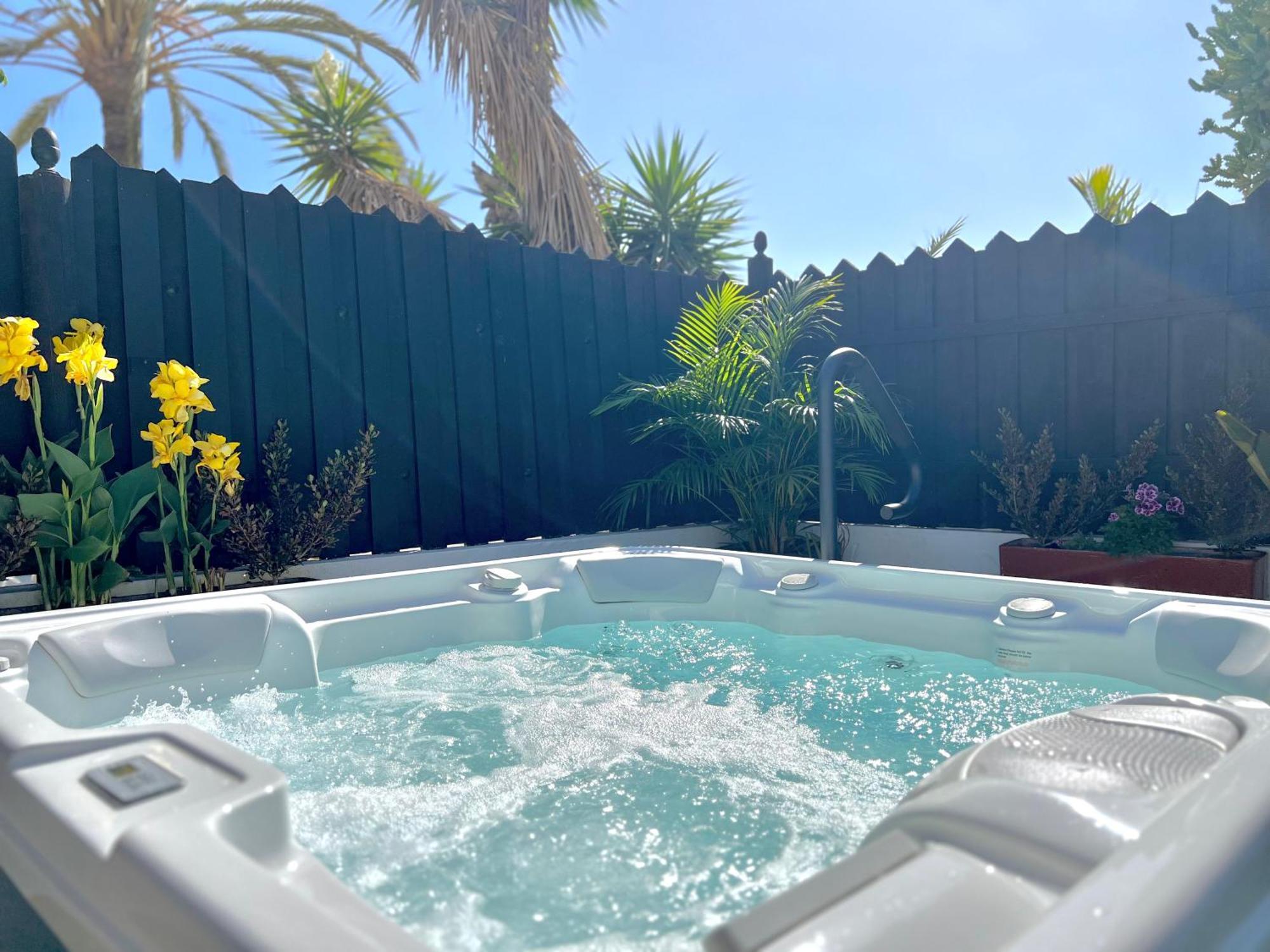 Oasis Beach Holiday Home With Jacuzzi Плайя-дель-Инглес Экстерьер фото